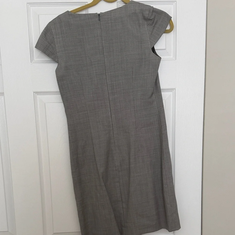 Theory Light Gray Women's Blazer and Dress Set - Picture 8 of 9